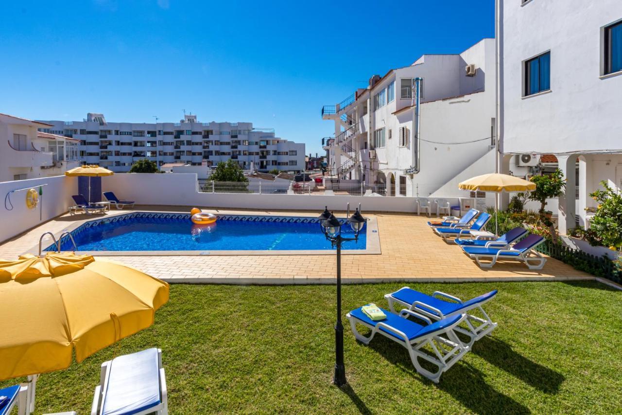 Apartamentos Carruna อัลบูเฟรา ภายนอก รูปภาพ