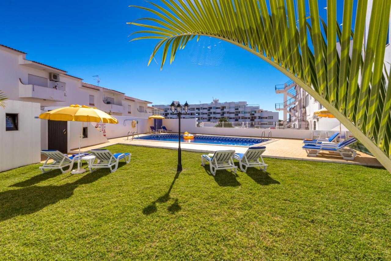 Apartamentos Carruna อัลบูเฟรา ภายนอก รูปภาพ